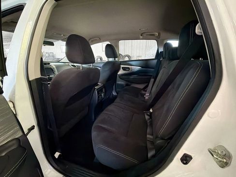 Used 2017 Nissan Murano Platinum FWD image 9