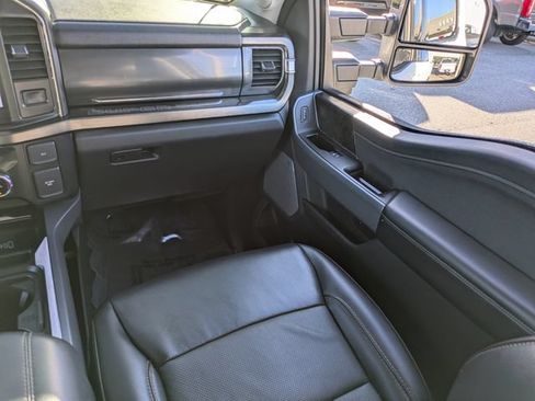Certified 2024 Ford F350 Lariat w/ Lariat Ultimate Package AWD/4WD image 17