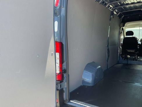 Used 2022 RAM ProMaster 3500 w/ Fleet Safety Group (AWQ) FWD image 16