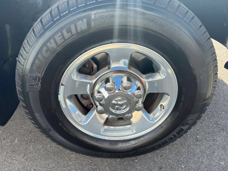 Used 2009 Dodge Ram 2500 Truck SLT w/ Popular Equipment Group AWD/4WD image 5