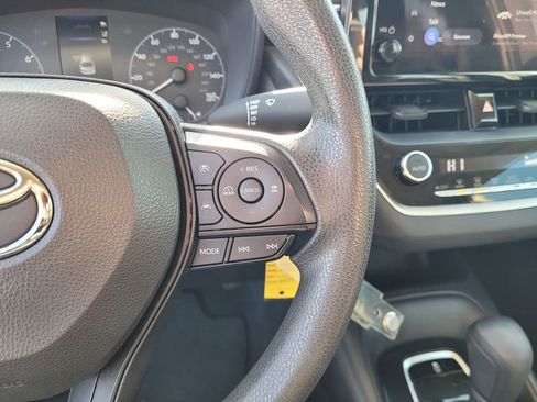 Used 2024 Toyota Corolla LE FWD image 23