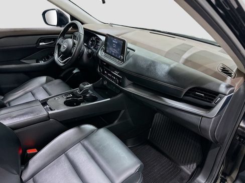 Used 2023 Nissan Rogue SV w/ SV Premium B Package FWD image 30