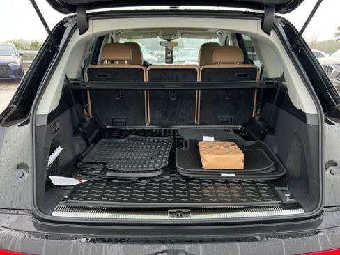 New 2026 Audi Q7 2.0T Premium image 12