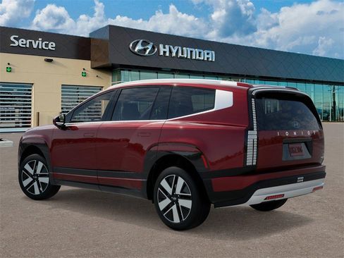 New 2026 Hyundai Ioniq 9 SEL image 5