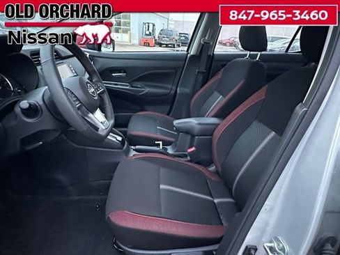 Used 2025 Nissan Versa SR w/ Trunk Package image 12