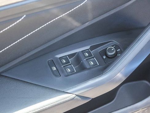 Used 2022 Volkswagen Jetta SEL FWD image 26
