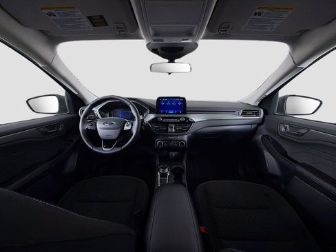 Used 2024 Ford Escape Active w/ Cold Weather Package FWD image 9