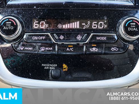 Used 2017 Nissan Murano S w/ Navigation Package image 36