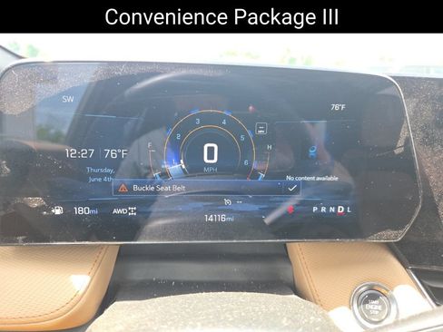 Used 2025 Chevrolet Equinox ACTIV w/ Safety and Technology Package AWD/4WD image 16