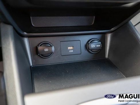 Used 2023 Hyundai Kona SEL AWD/4WD image 29