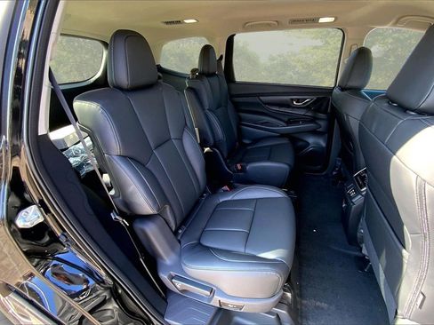 New 2026 Subaru Ascent Premium image 9