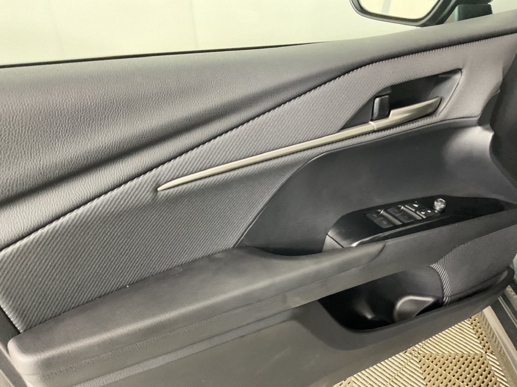 New 2026 Toyota Camry SE FWD image 14