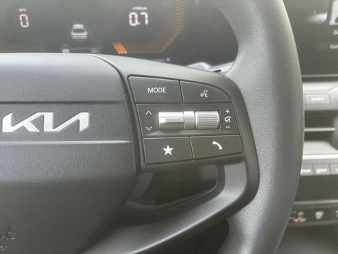 New 2026 Kia K4 LXS FWD image 23