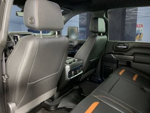 Used 2022 GMC Sierra 2500 AT4 AWD/4WD image 17