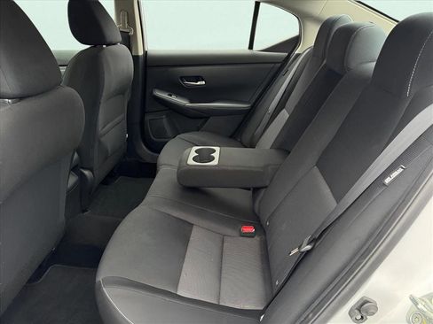 Used 2022 Nissan Sentra SV image 15