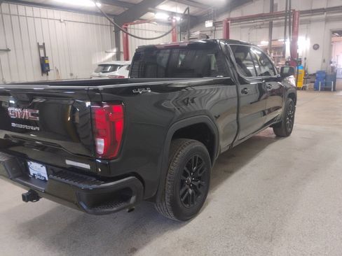 Used 2025 GMC Sierra 1500 Elevation image 27