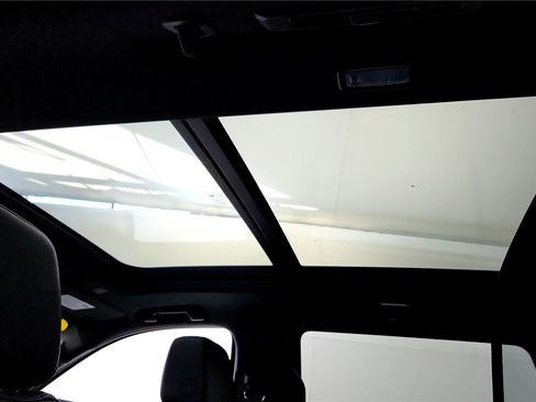 Used 2022 Chevrolet Tahoe LT w/ Luxury Package image 39