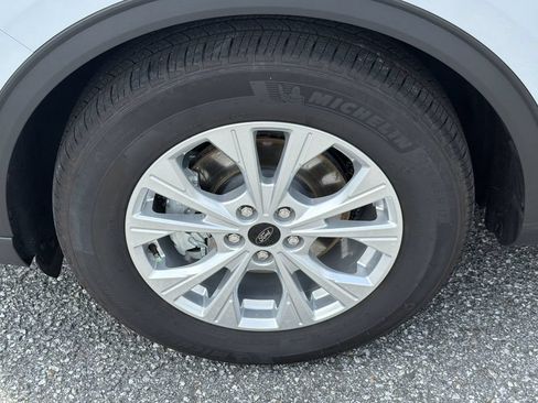 Used 2026 Ford Escape Active w/ Cold Weather Package FWD image 11