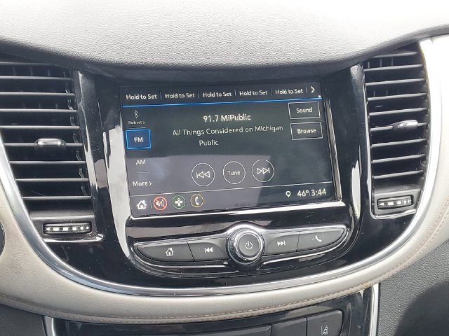 Used 2018 Chevrolet Trax Premier FWD image 21
