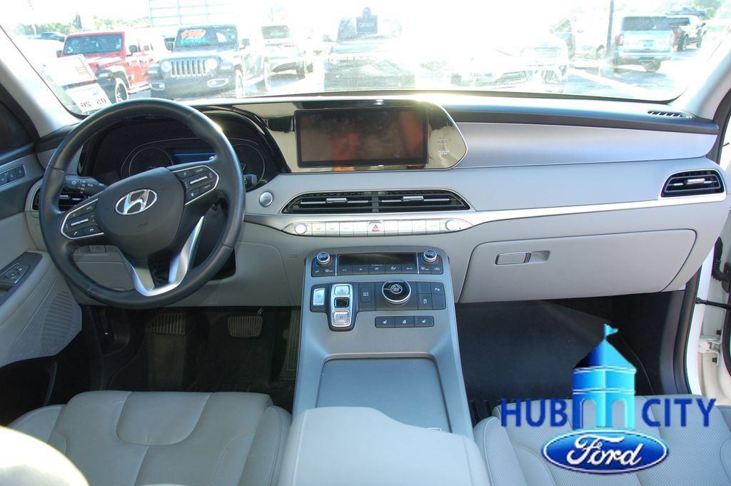 Used 2022 Hyundai Palisade SEL w/ Premium Package FWD image 18