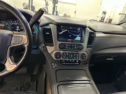 Used 2018 GMC Yukon Denali w/ Denali Ultimate Package image 31