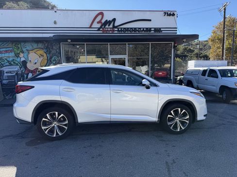 Used 2017 Lexus RX 350 FWD w/ Premium Package image 3