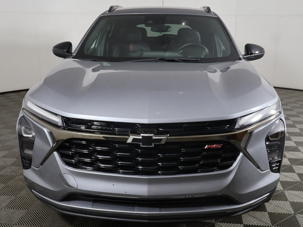 Used 2025 Chevrolet Trax RS FWD image 10
