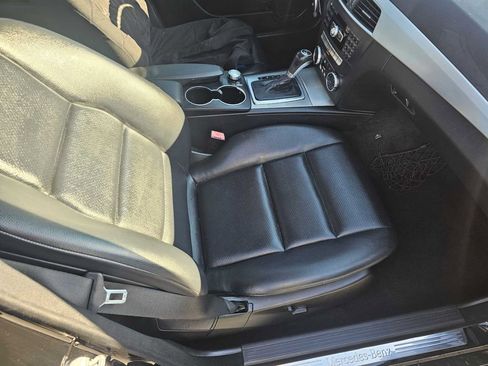 Used 2012 Mercedes-Benz C 250 Sport image 25