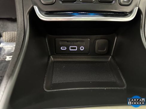 Used 2020 GMC Terrain Denali w/ GMC Pro Grade Package AWD/4WD image 35