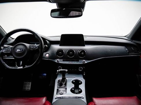 Used 2020 Kia Stinger GT1 RWD image 26