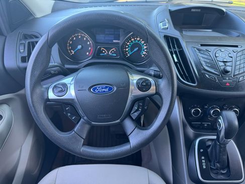 Used 2013 Ford Escape SE image 18