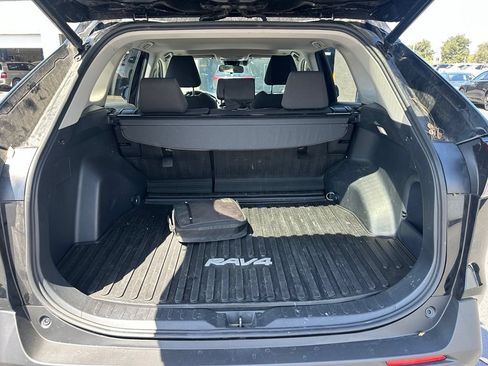 Used 2023 Toyota RAV4 XLE w/ Convenience Package AWD/4WD image 5