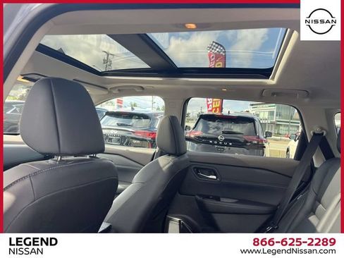 Certified 2023 Nissan Rogue SL AWD/4WD image 14