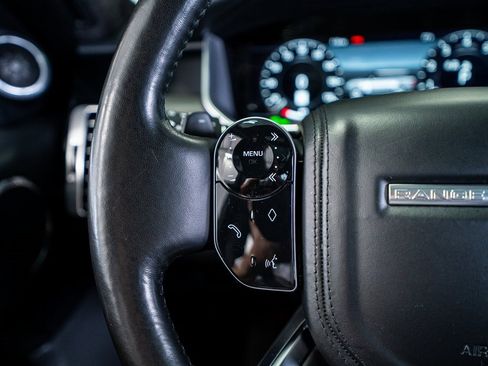 Used 2019 Land Rover Range Rover Supercharged image 41