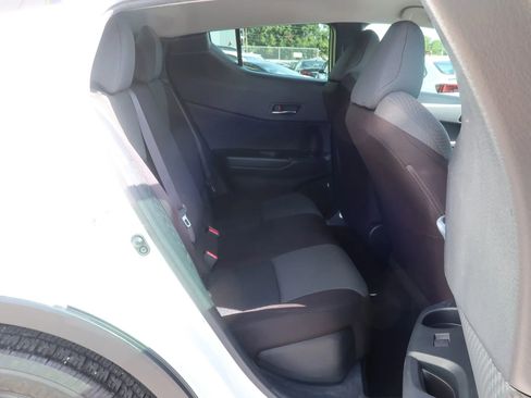 Used 2021 Toyota C-HR LE image 22