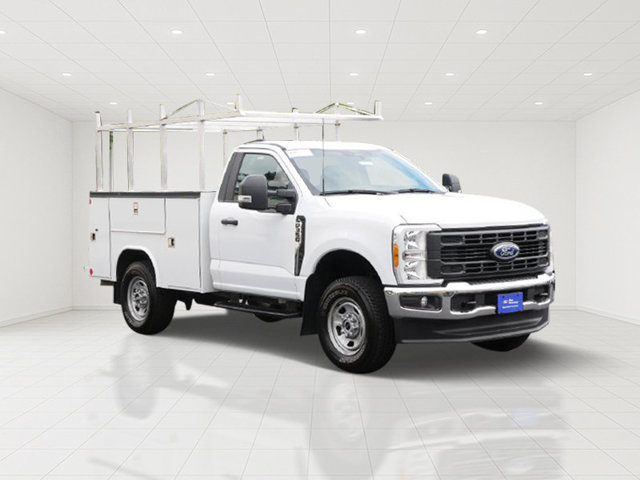 Certified 2023 Ford F350 XL w/ Snow Plow Prep Package AWD/4WD image 1