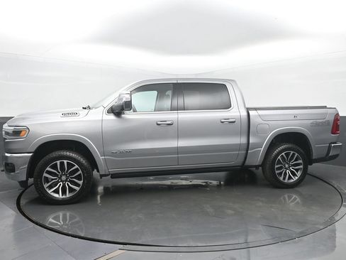 Used 2025 RAM 1500 Limited AWD/4WD image 2