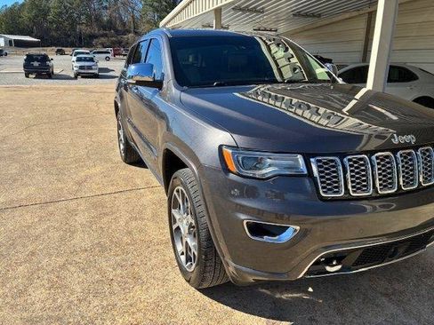 Used 2020 Jeep Grand Cherokee Overland AWD/4WD image 5