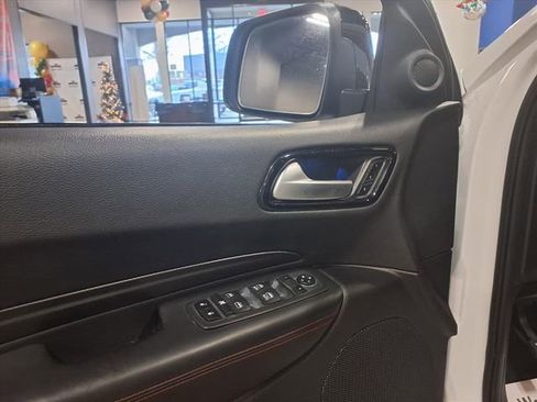 Used 2024 Dodge Durango GT image 18