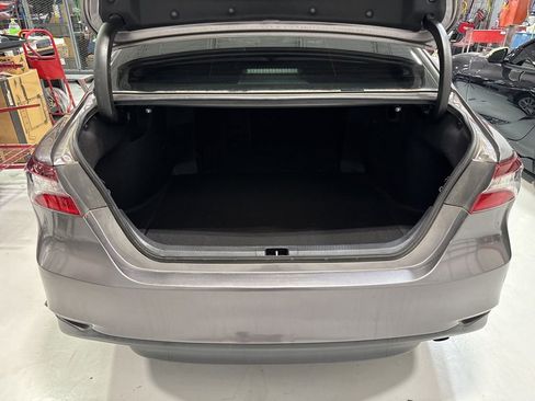 Certified 2022 Toyota Camry XLE FWD image 14