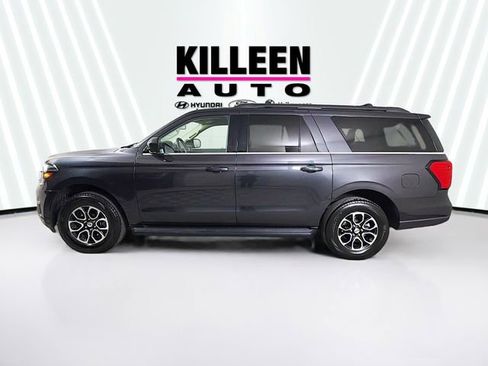 Used 2024 Ford Expedition Max XLT image 4