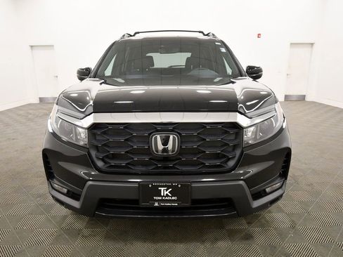 Used 2023 Honda Passport EX-L image 11