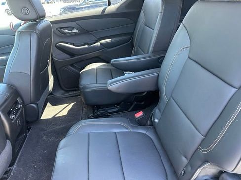 Used 2019 Chevrolet Traverse LT w/ LPO, Floor Liner Package AWD/4WD image 5