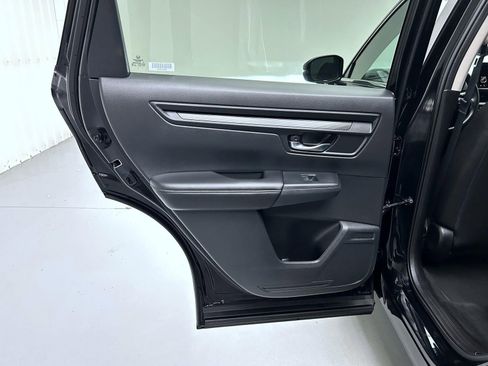 Used 2025 Honda CR-V LX image 20