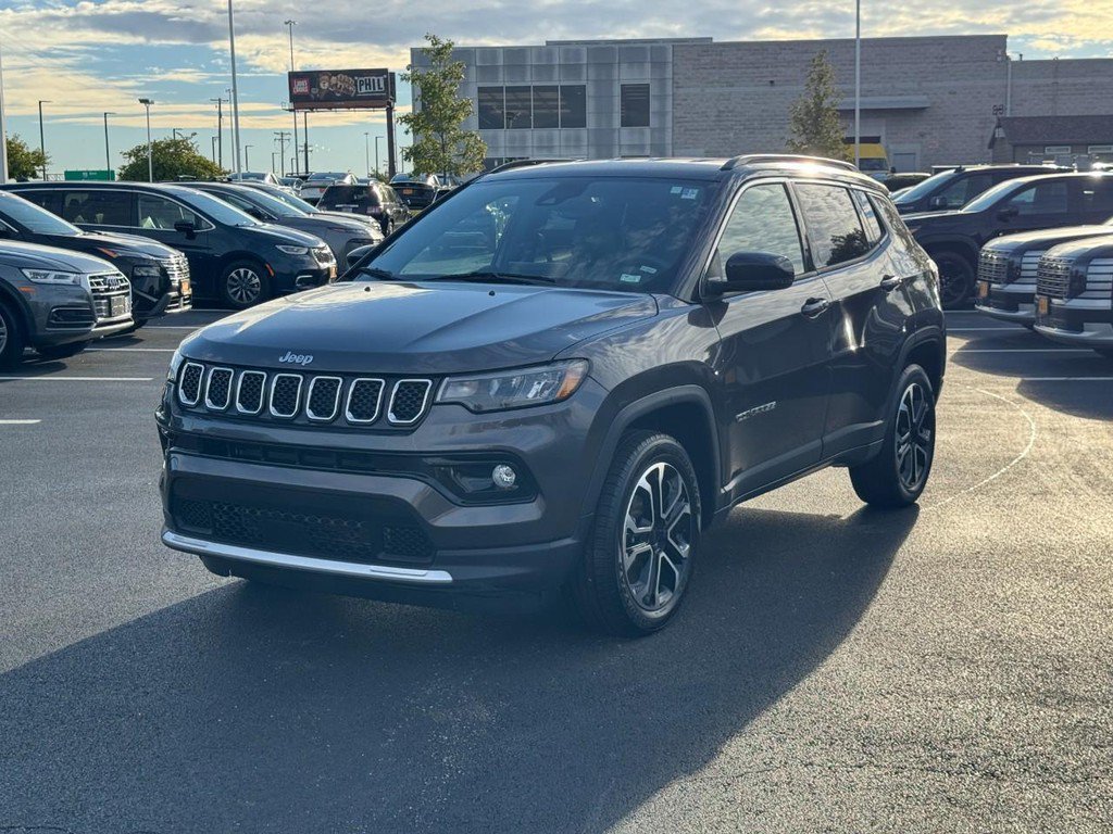 Used 2024 Jeep Compass Limited AWD/4WD image 8