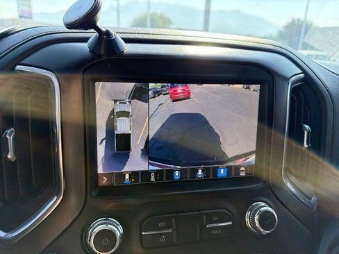 Used 2021 GMC Sierra 3500 AT4 w/ AT4 Premium Plus Package AWD/4WD image 19
