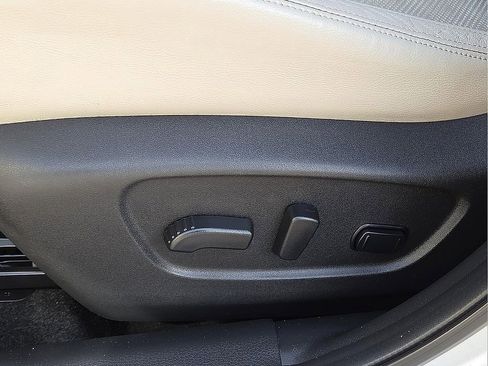 Used 2022 Nissan Rogue Sport SV w/ Technology Package image 14