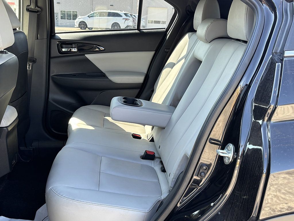 Used 2024 Mitsubishi Eclipse Cross SEL AWD/4WD image 8