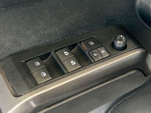 Used 2022 Toyota Tacoma TRD Off-Road RWD image 25