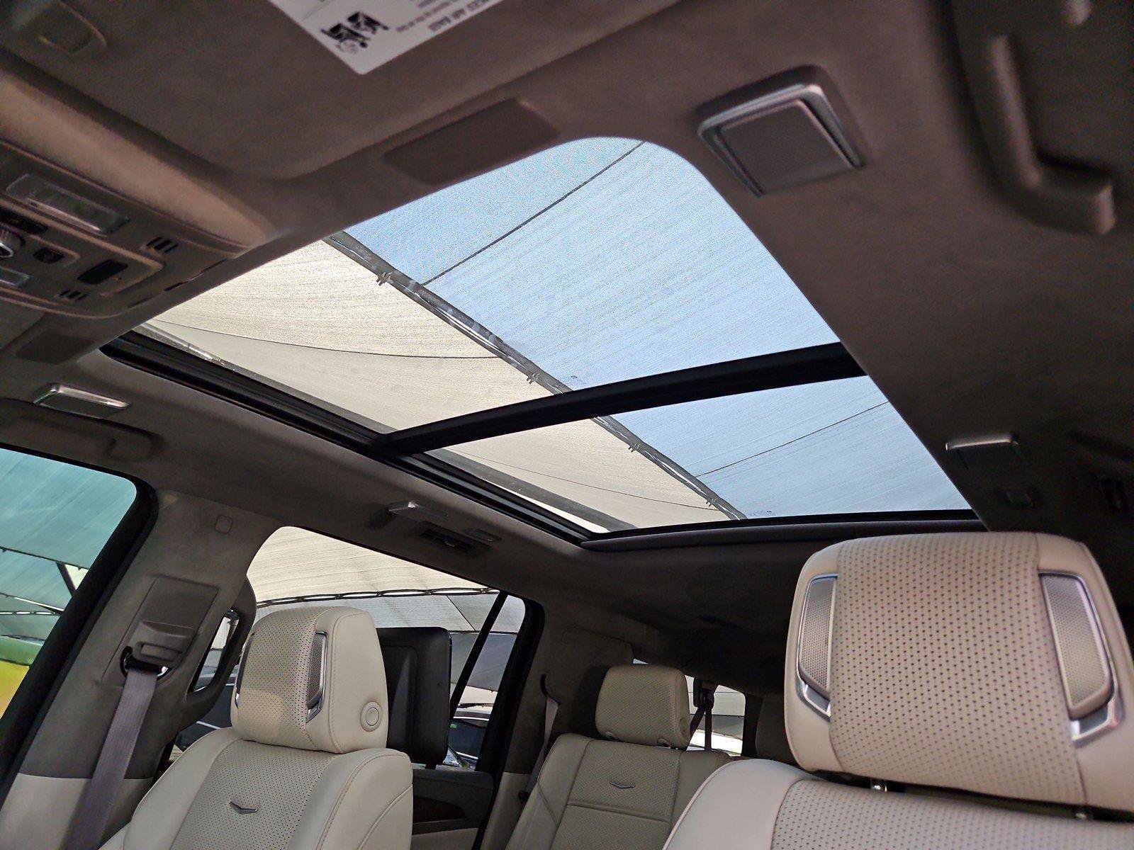 Used 2022 Cadillac Escalade ESV Premium Luxury Platinum AWD/4WD image 9